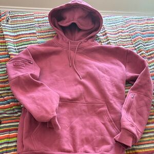 Comfrt DnD Berry Hoodie with Front Pocket size medium new without tags